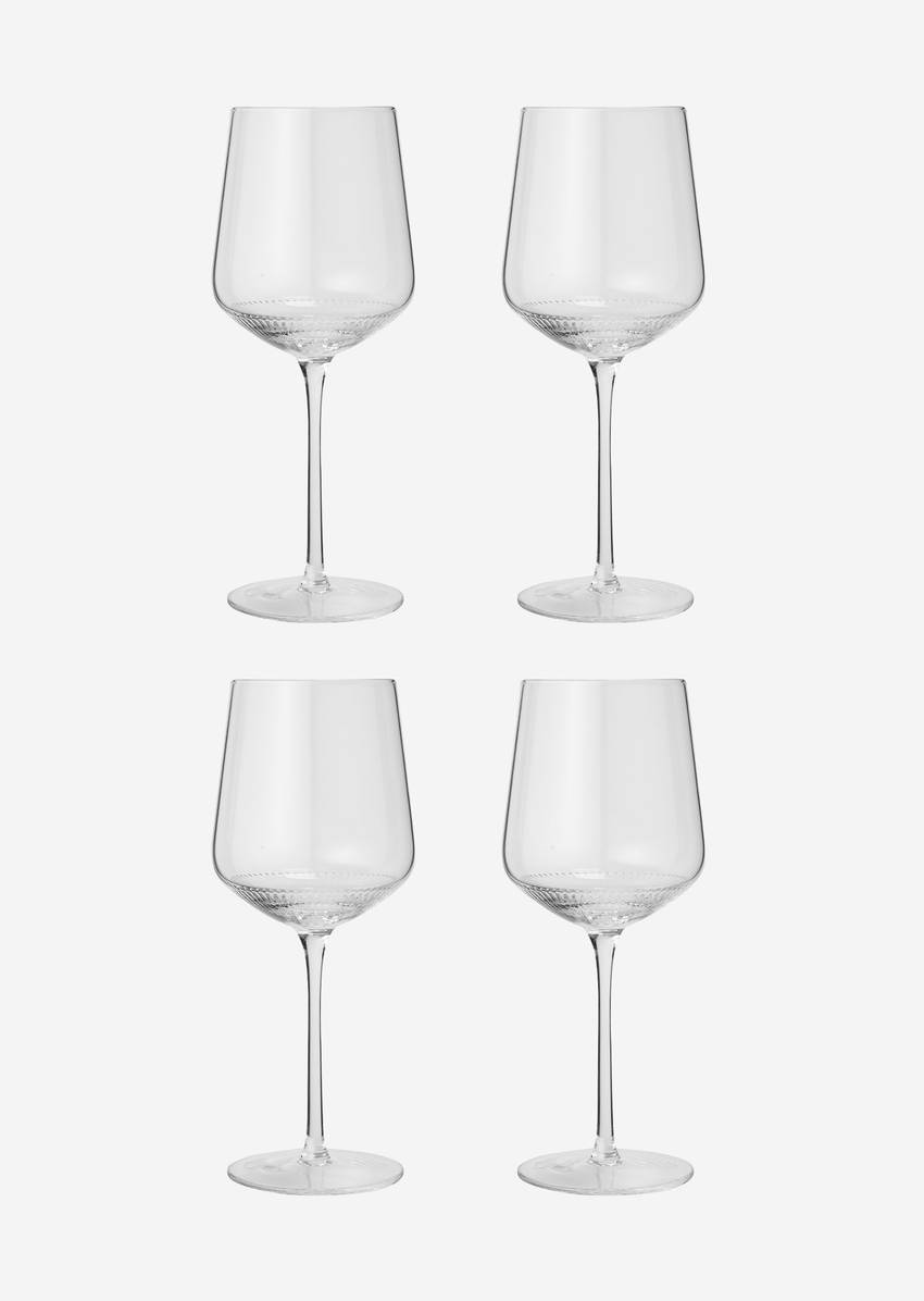 Model Moments red wine glass in set of 4