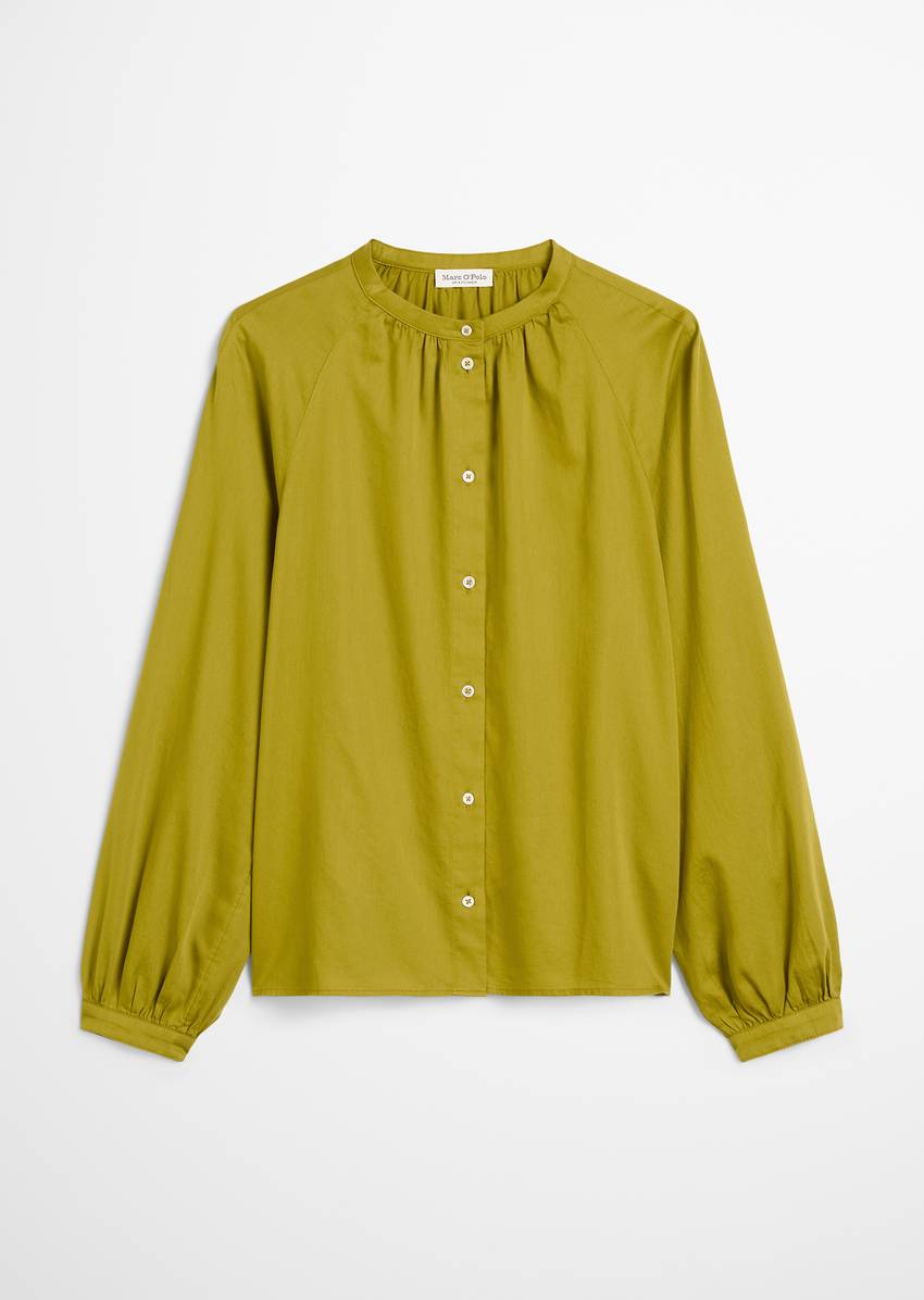 Blouse flared made from cotton satin