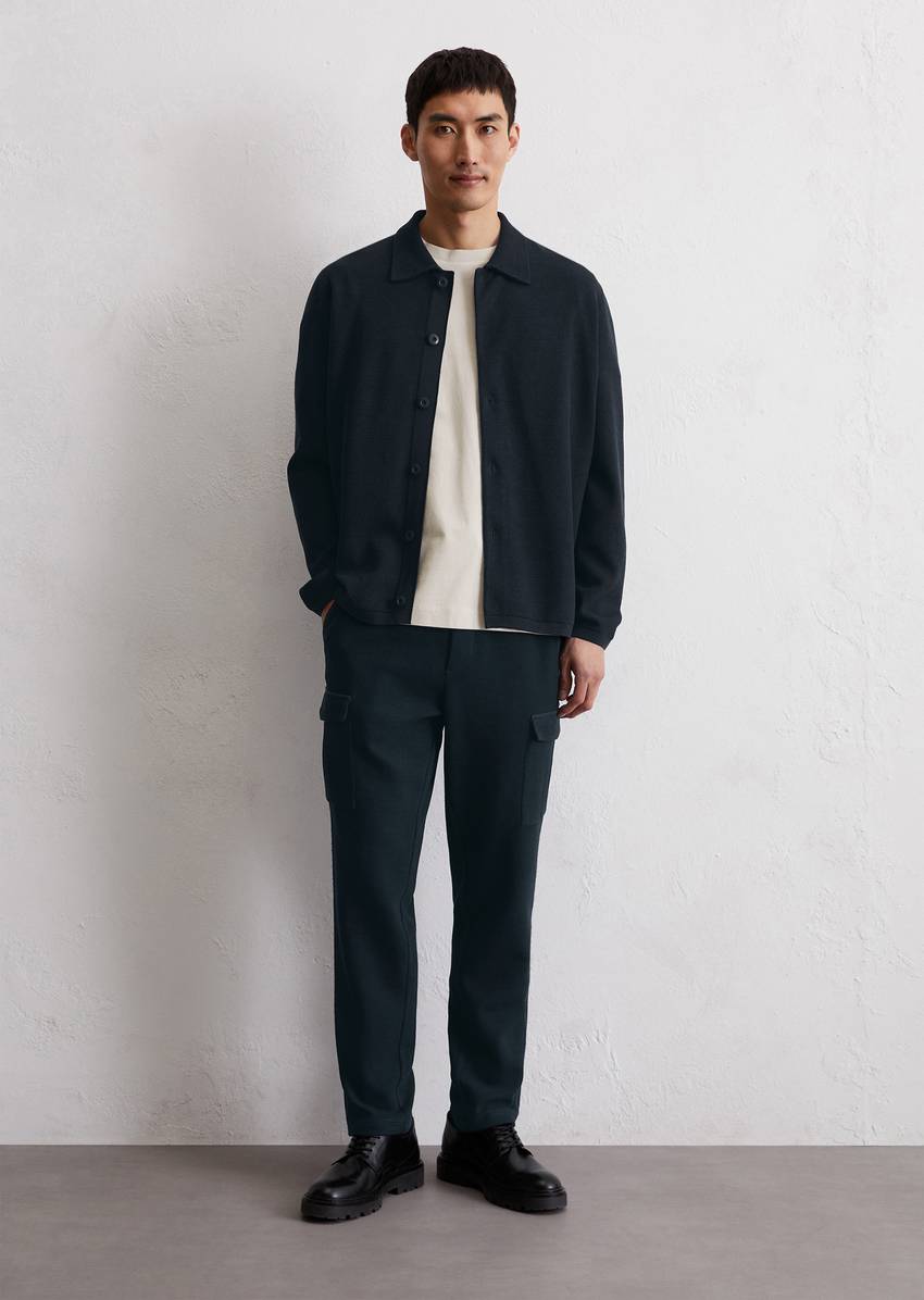 Cargo jersey pants made from organic cotton with structure