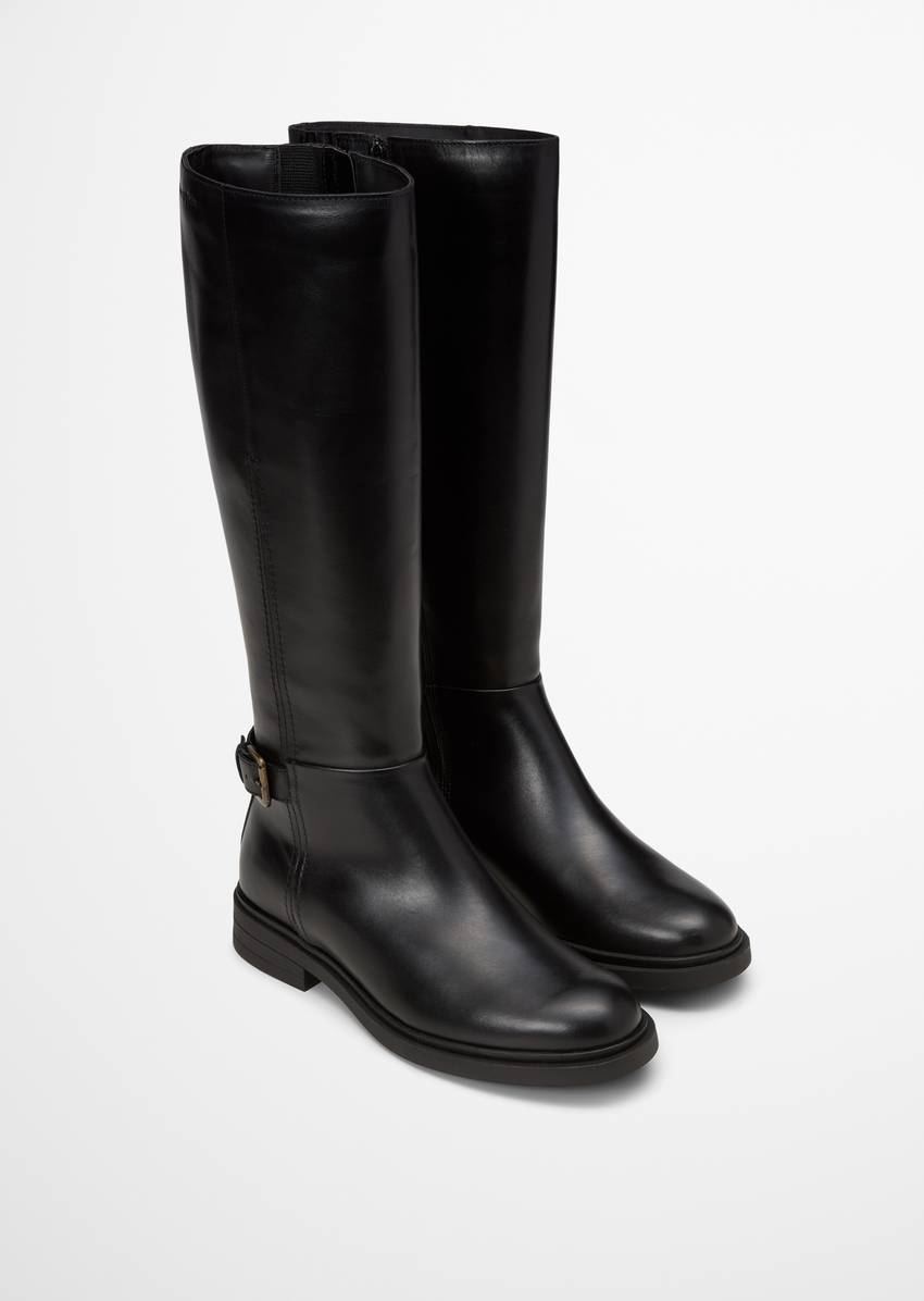 Long-shaft boots made from fine sheepskin