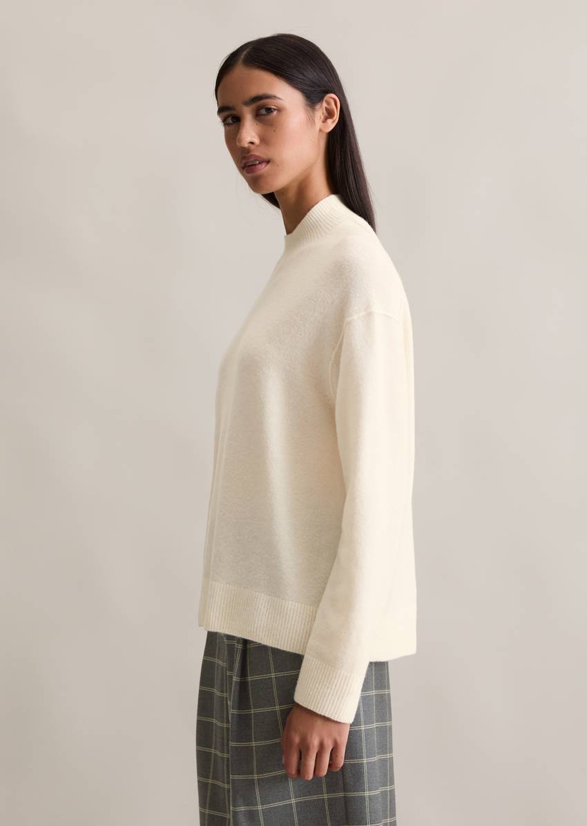 Knitted sweater regular made from a soft virgin wool blend