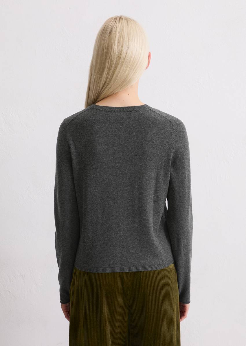 Cardigan slim made from a virgin wool/viscose mix