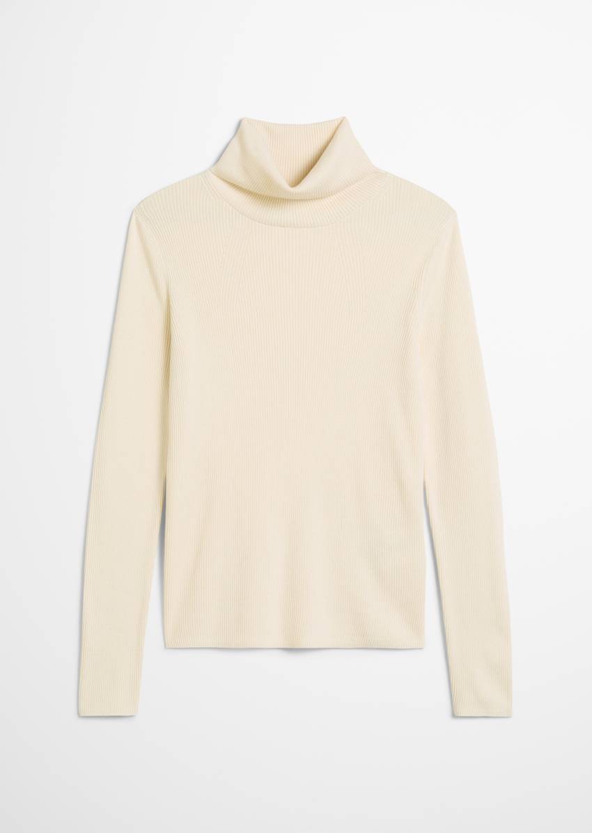 Turtleneck sweater slim made from organic cotton
