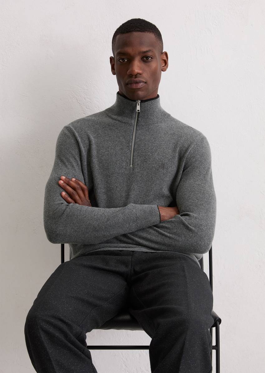 Troyer regular made from an organic cotton/virgin wool blend