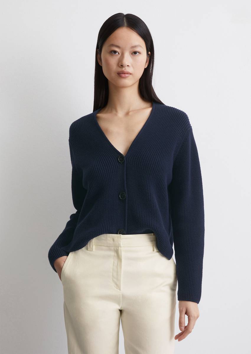 V-neck cardigan relaxed Made of heavy-weight organic cotton