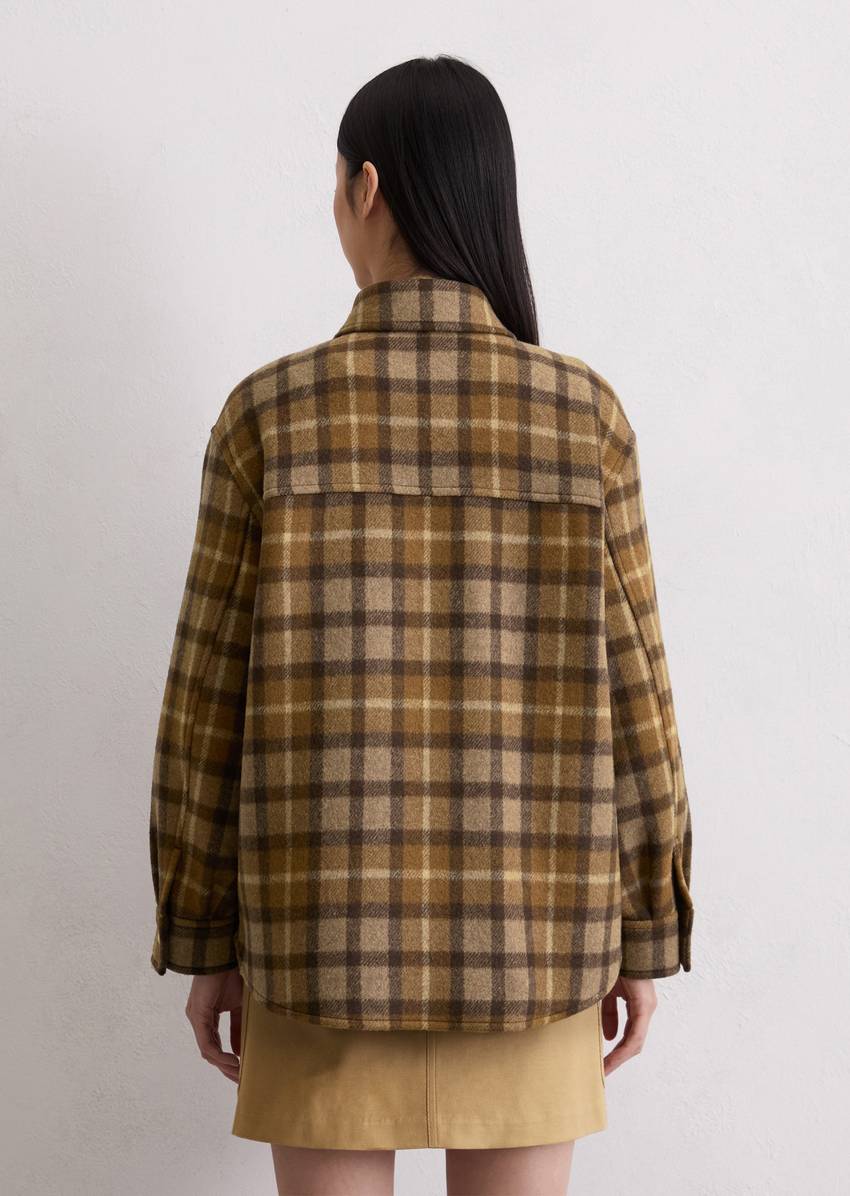 Checked overshirt relaxed made from an Italian wool blend