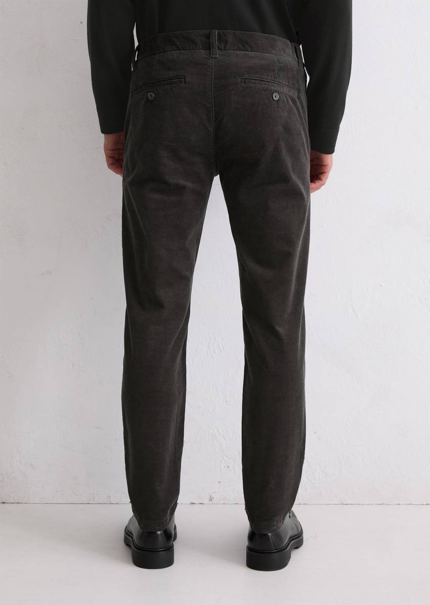 Corduroy pants shaped made from soft organic cotton stretch