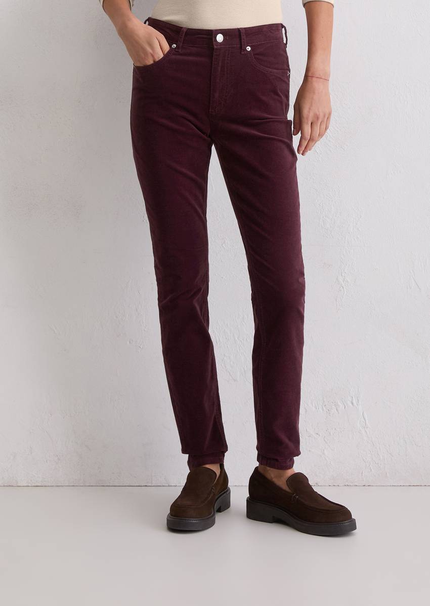 Velvet pants model Alkea slim made from an organic cotton stretch blend