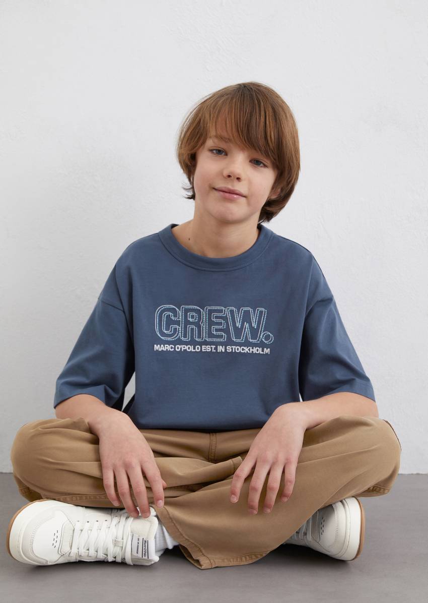 TEENS-BOYS with embroidered chest print