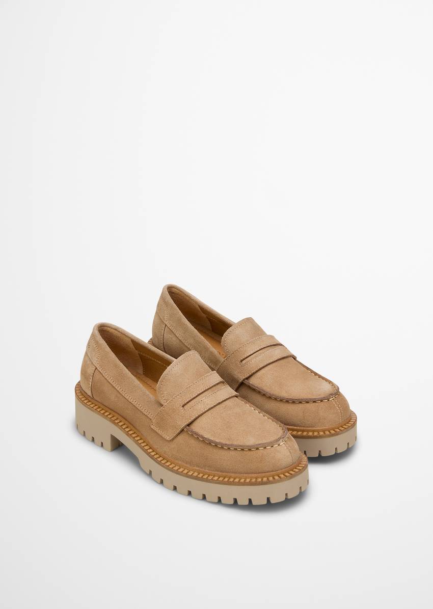 Penny loafer with robust tread outsole