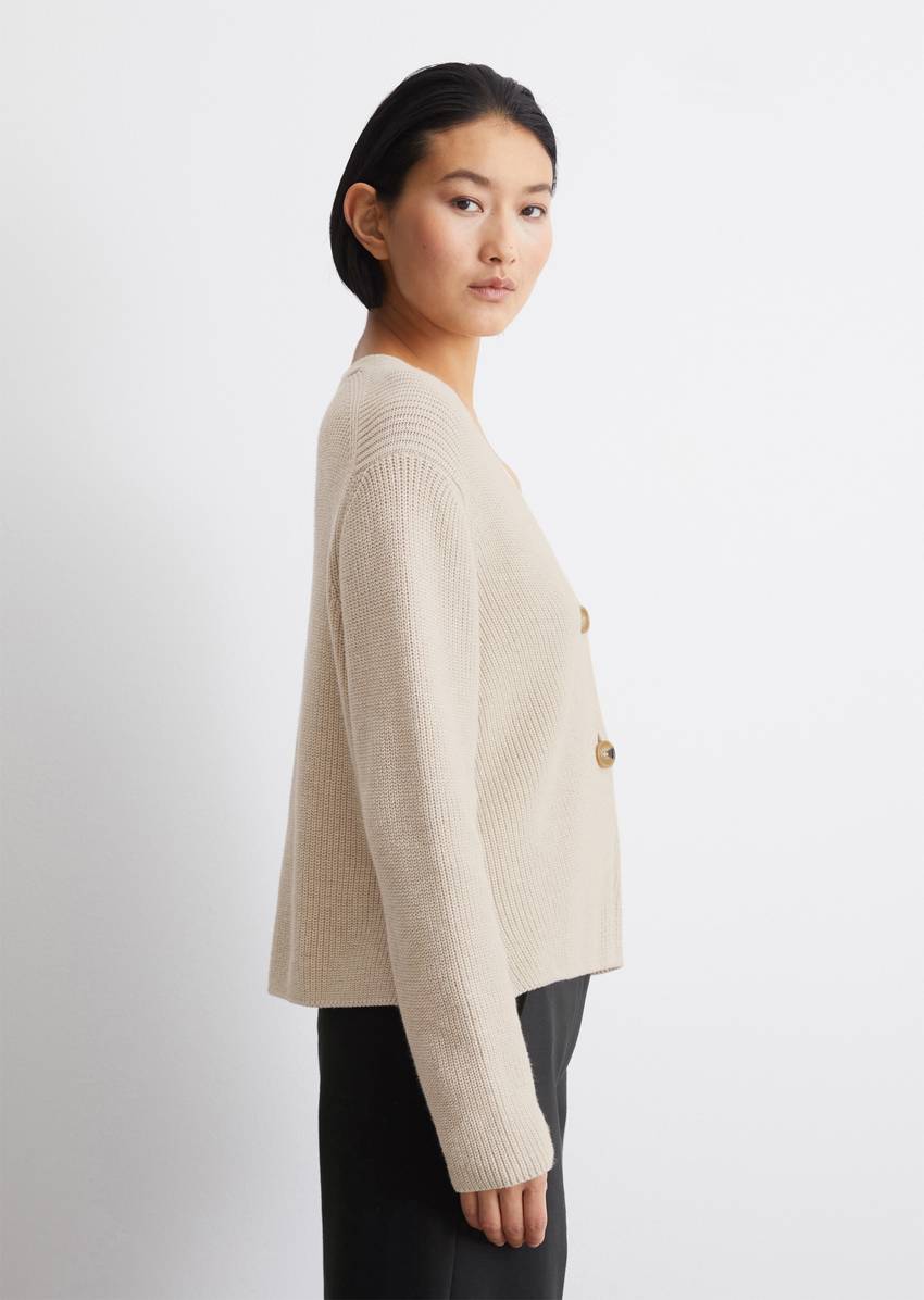 V-neck cardigan relaxed Made of heavy-weight organic cotton