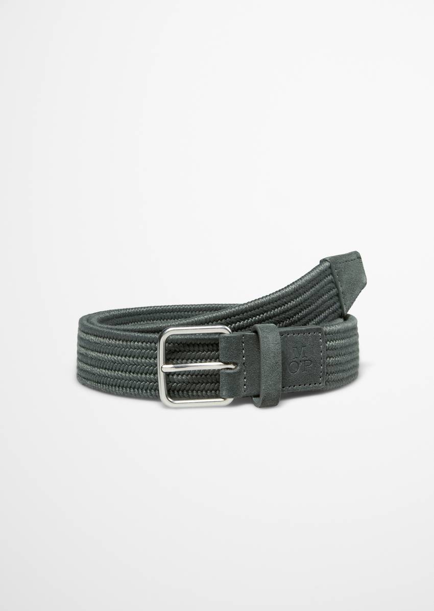 Braided belt made from elastic, recycled material
