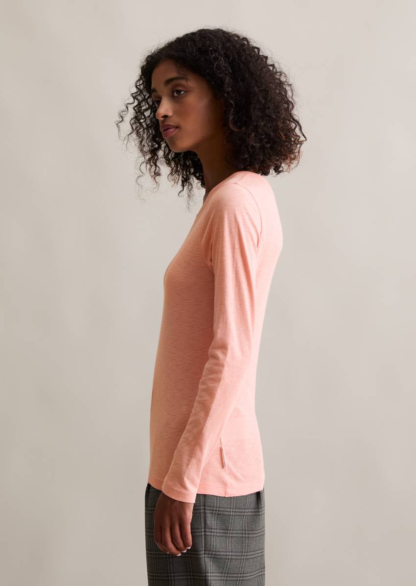 DfC longsleeve slim made from particularly soft slub jersey