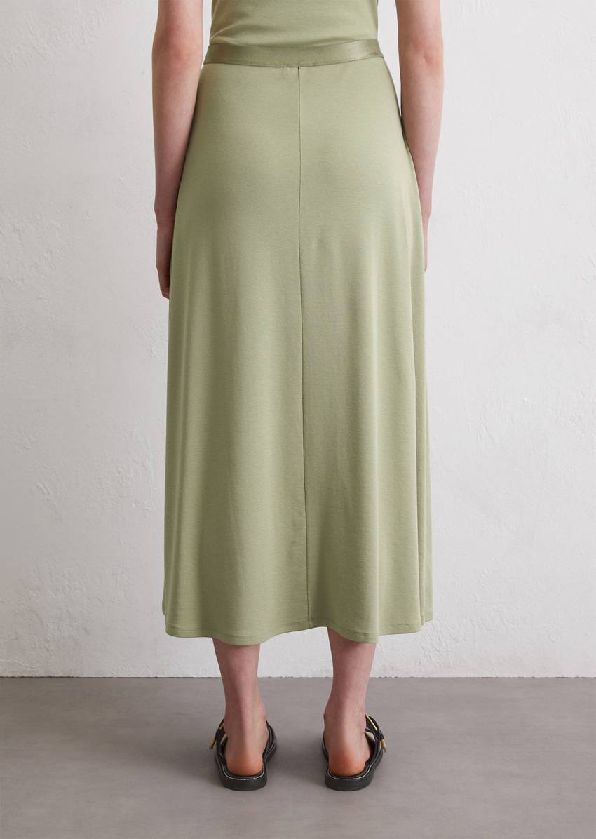 A-line jersey skirt made from a stretchy viscose blend