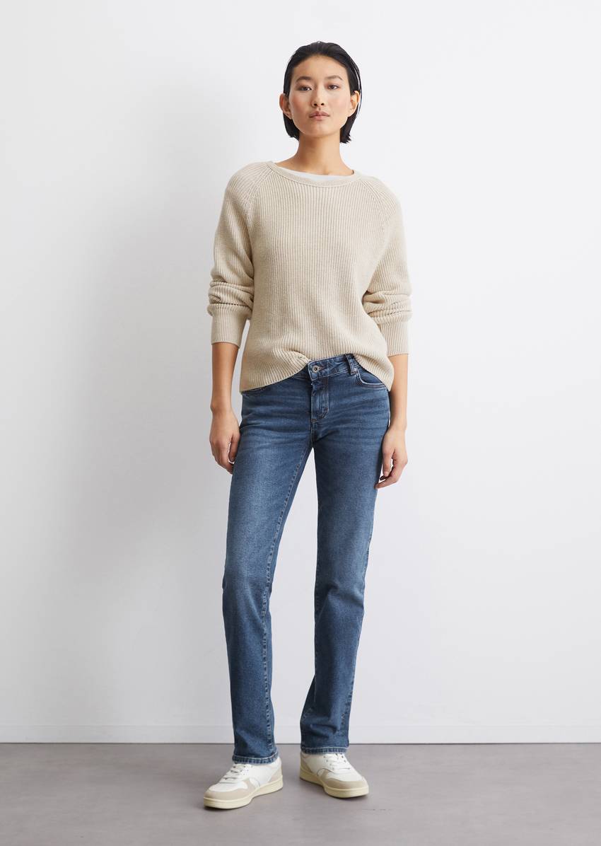 Round neck sweater loose Made of heavy-weight organic cotton