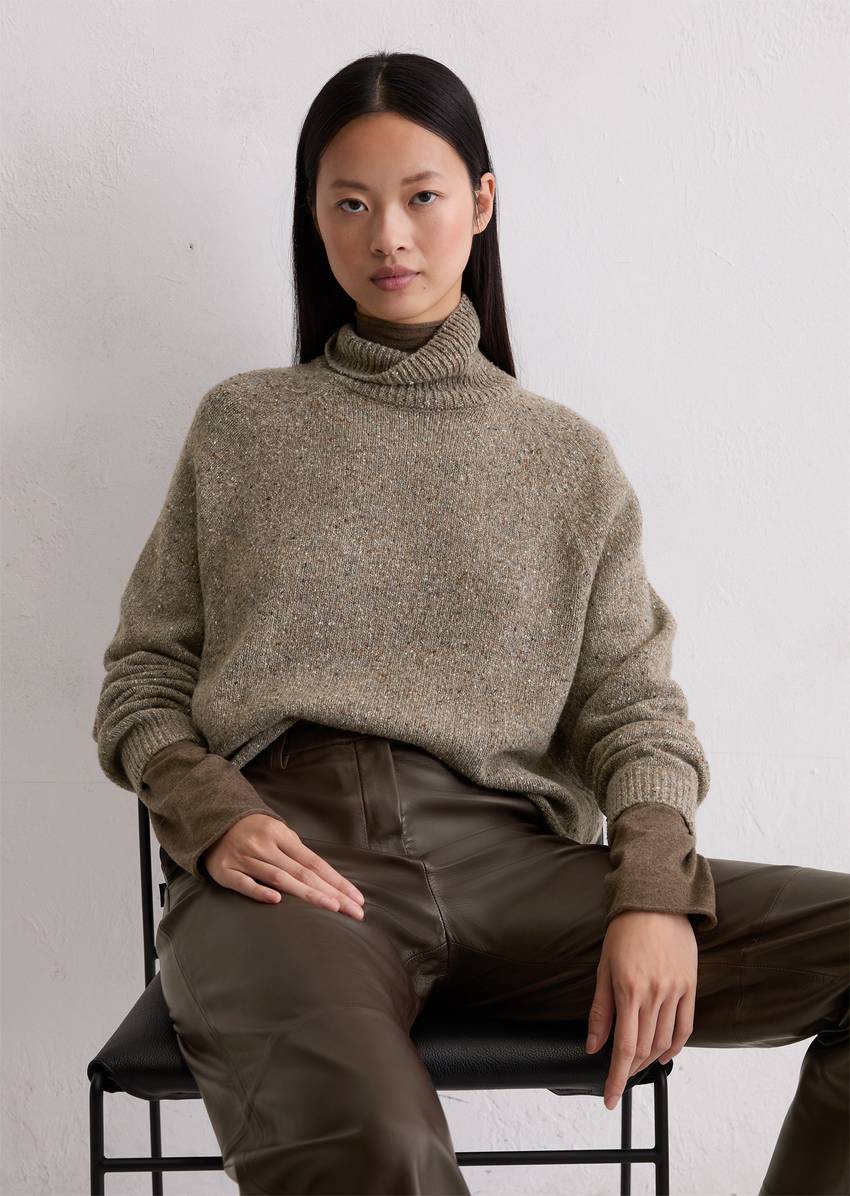 Tweed sweater regular made from a virgin wool mix