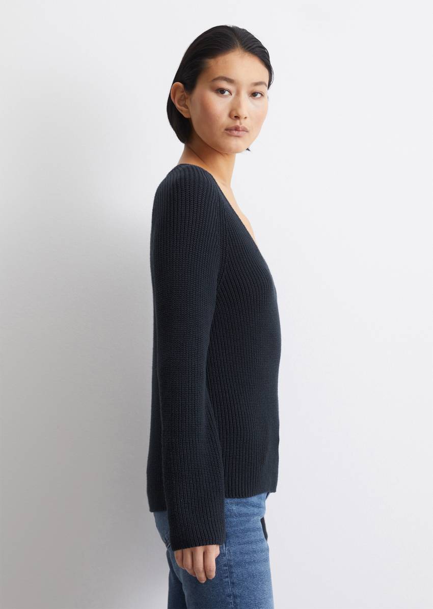 Sweater regular made from an organic cotton fabric
