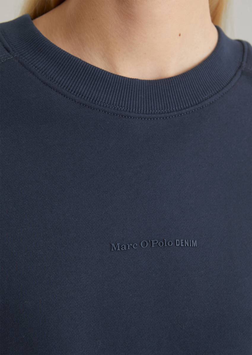 Sweatshirt made from organic cotton