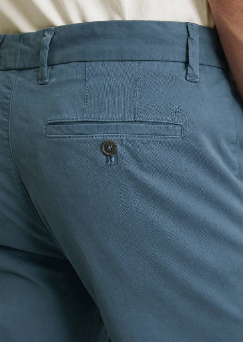 Chino model Osby tapered made from an organic cotton blend