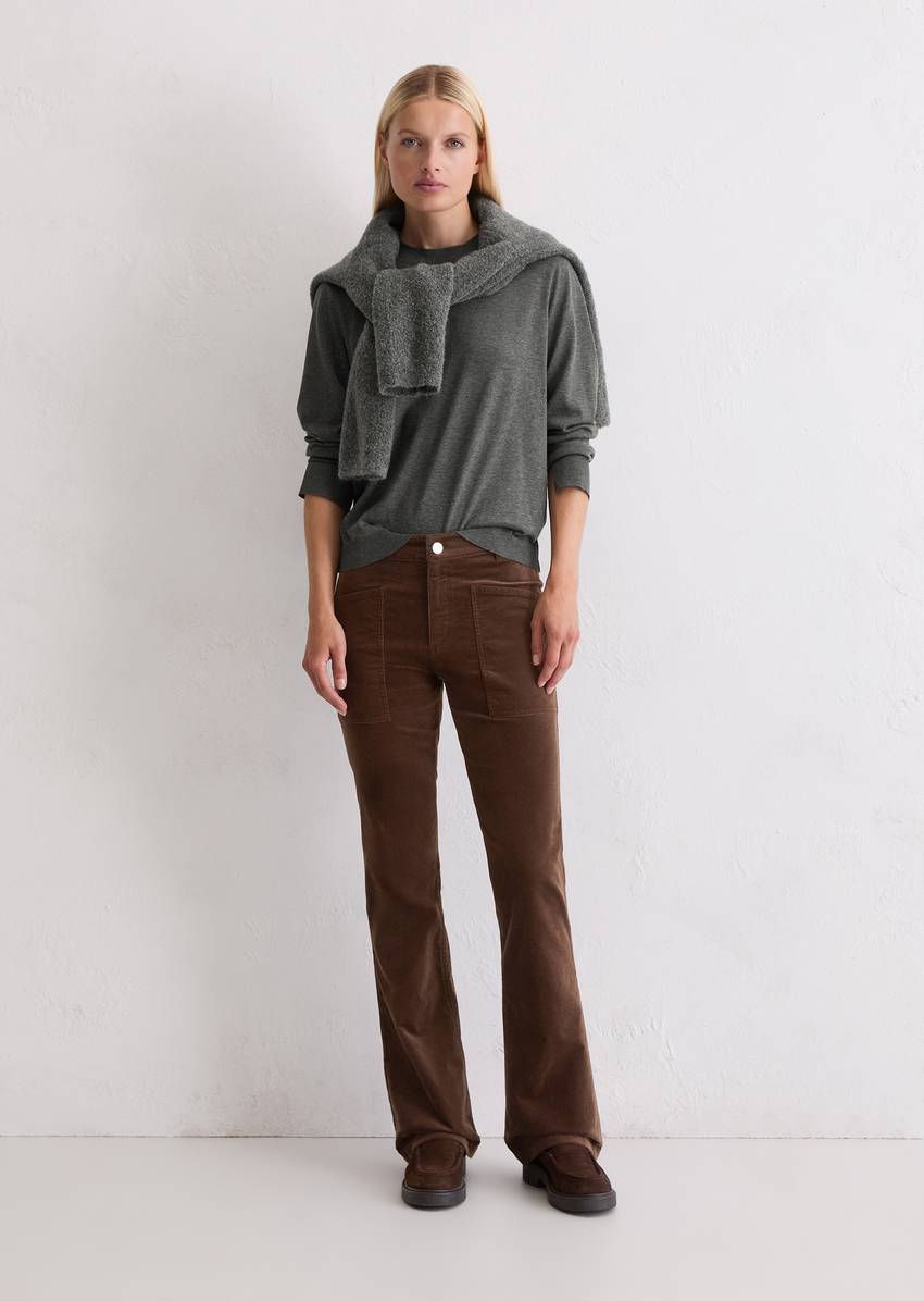 Velvet pants model Kiruna flared made from organic cotton stretch