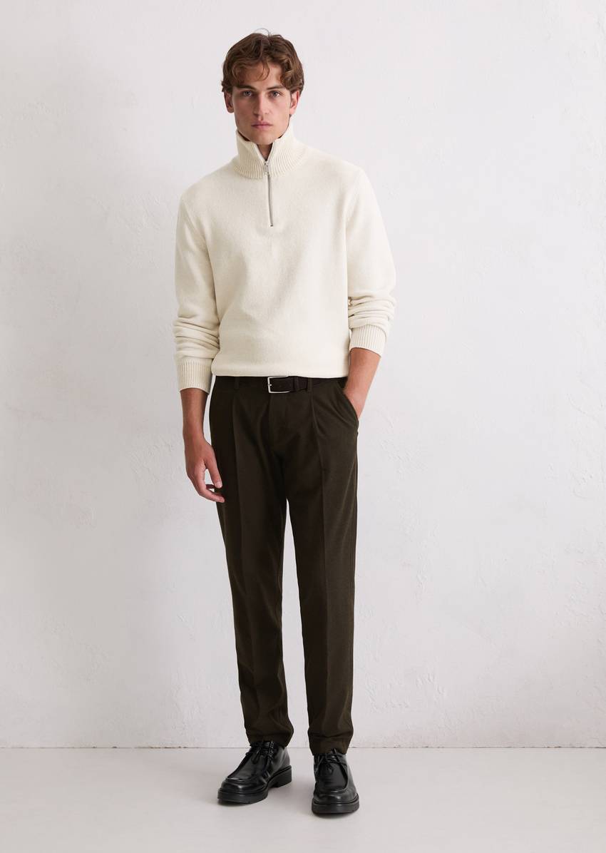 Troyer regular made from fine chenille