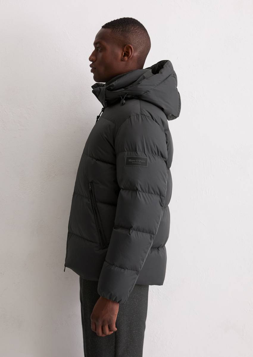 Regular puffer down jacket with detachable hood