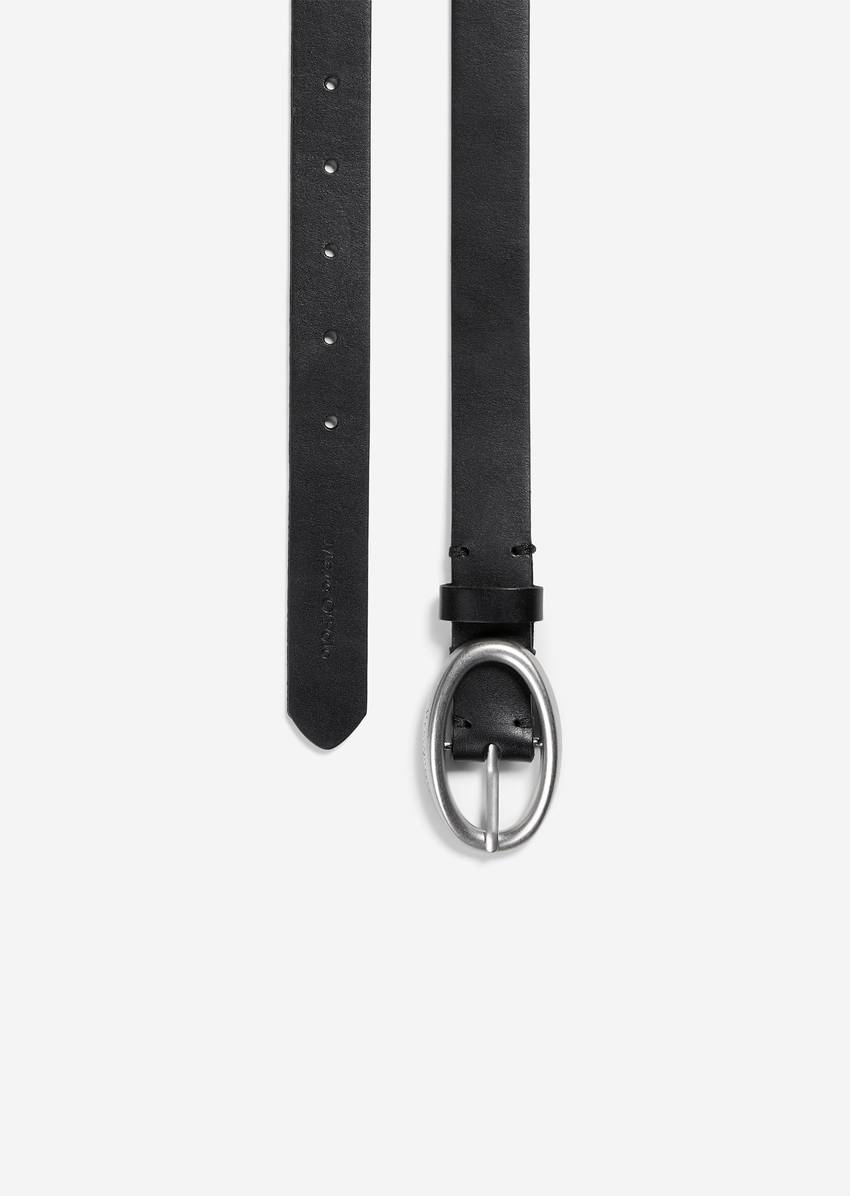 Belt with oval clasp