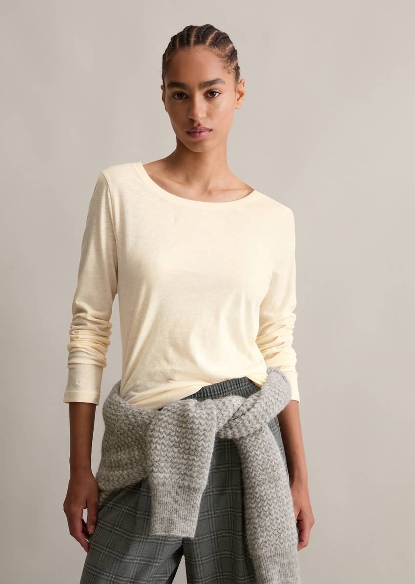 DfC longsleeve slim made from particularly soft slub jersey