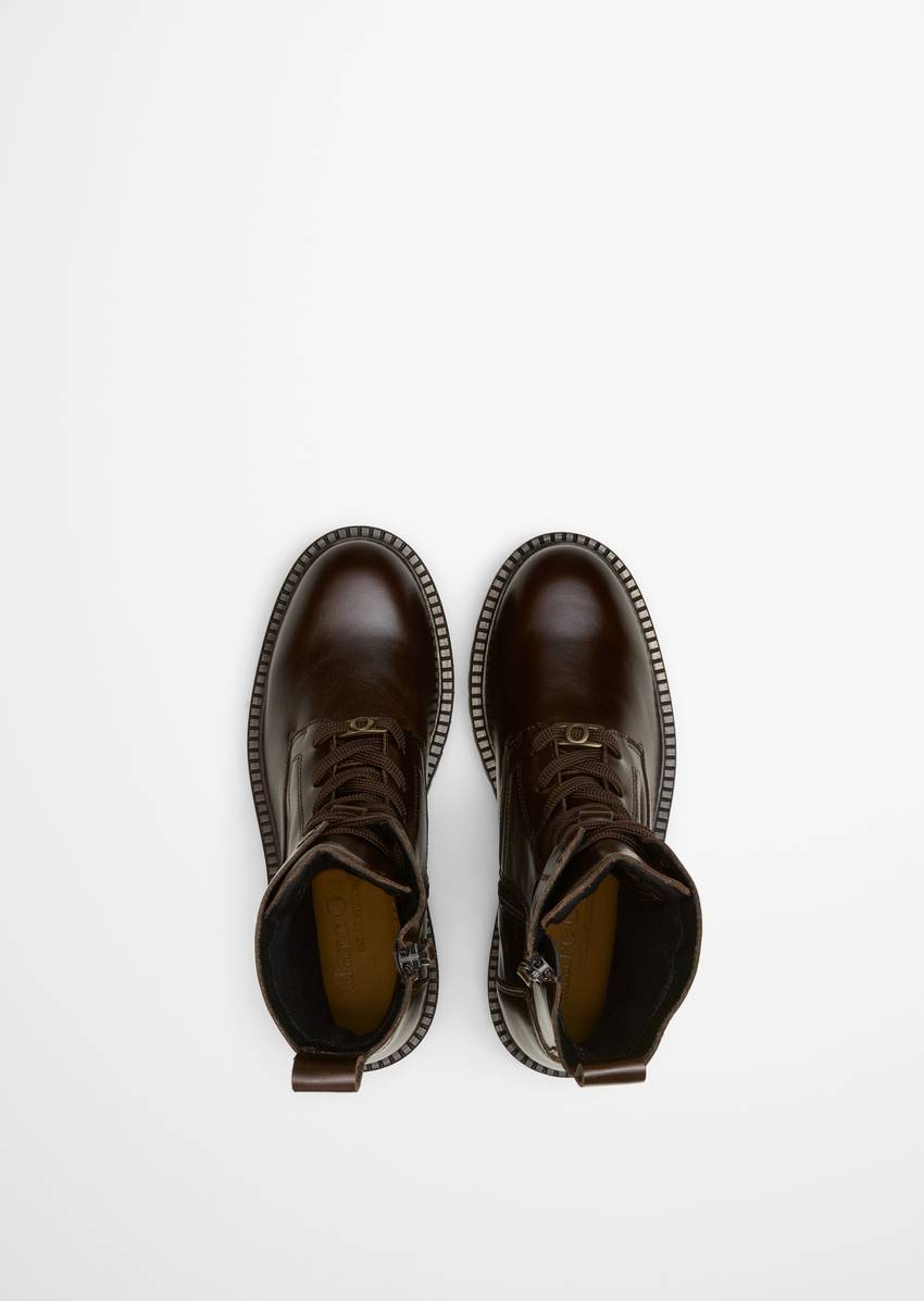 Lace-up boots with inside zipper