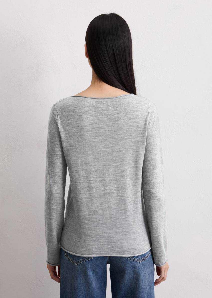 Knitted sweater slim made from soft merino wool
