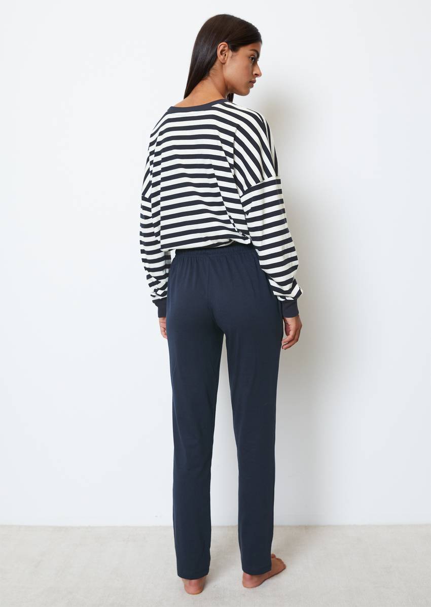 Lounge pyjama set made from soft organic cotton jersey