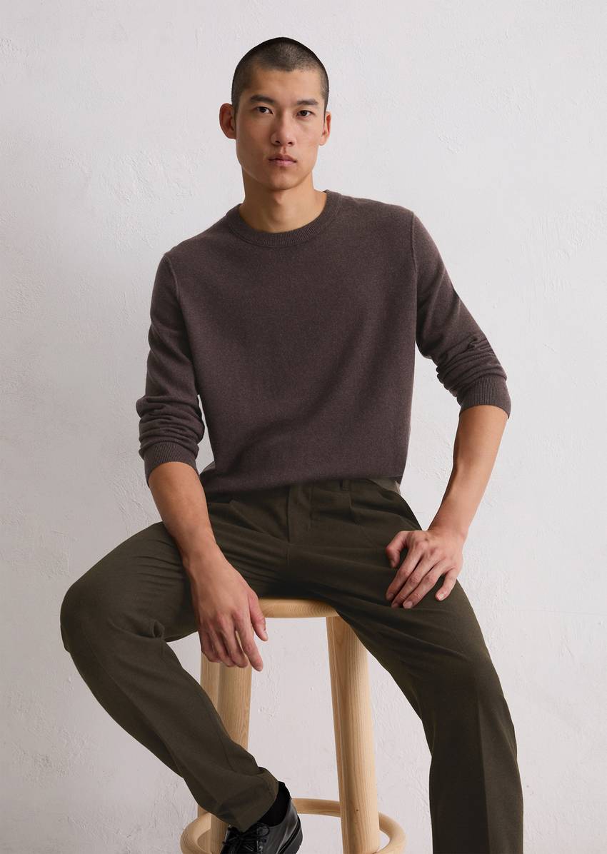 Sweater regular made from the finest cashmere
