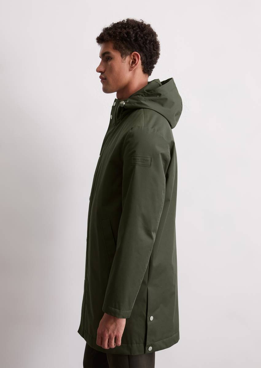 Short coat with hood in carcoat style