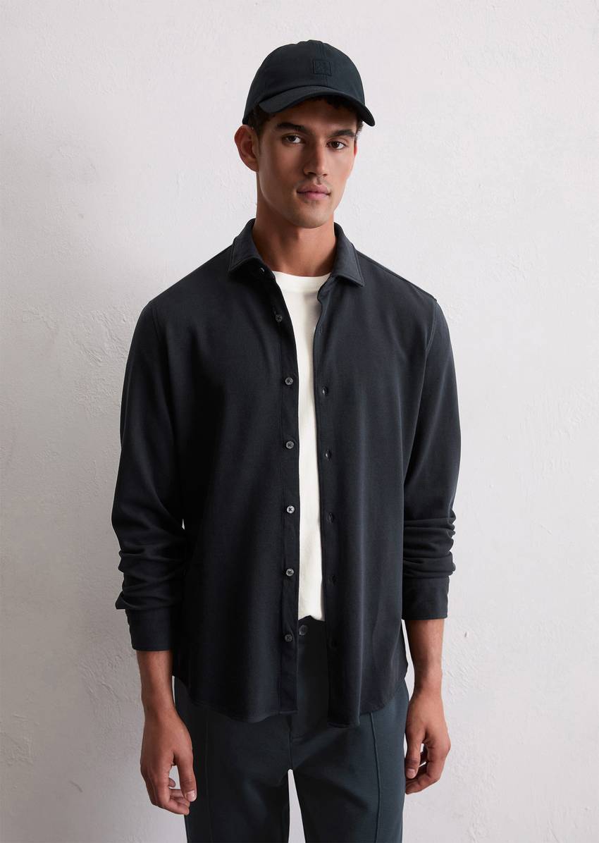 Shirt shaped made from organic cotton piqué