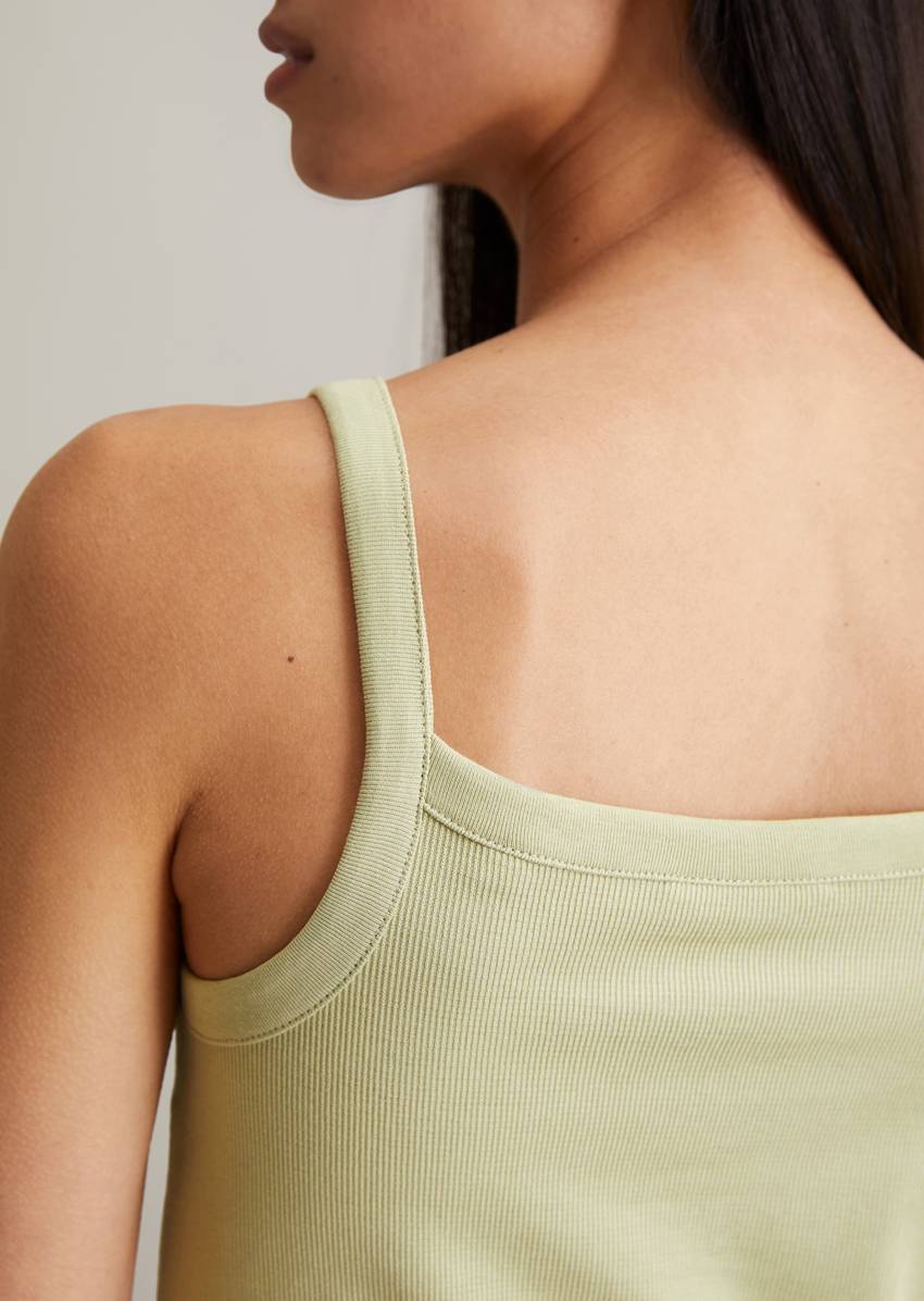 Cropped strap top made from ribbed organic cotton