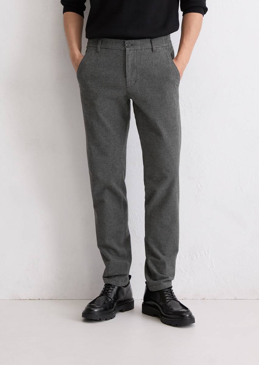 Chino model Stig shaped made from an organic cotton-lyocell mix