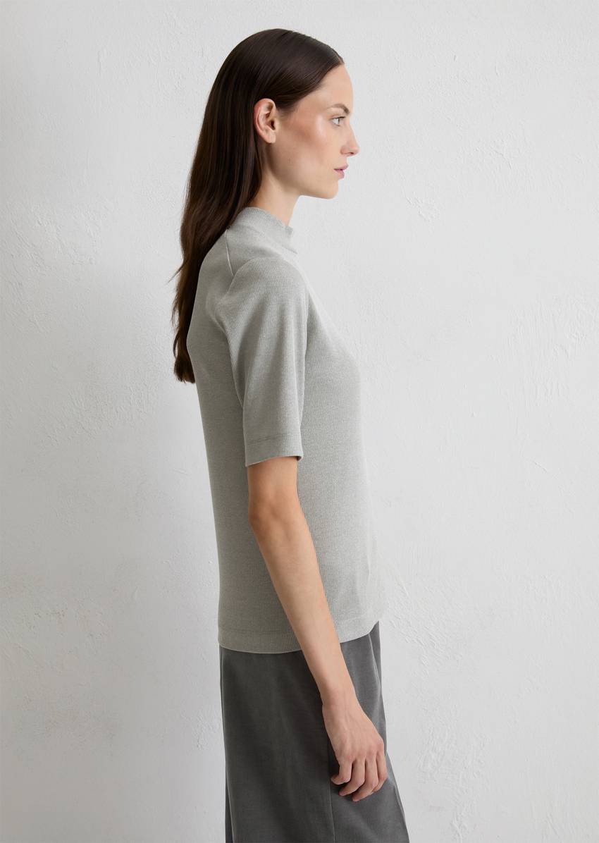 T-shirt regular with glitter yarn