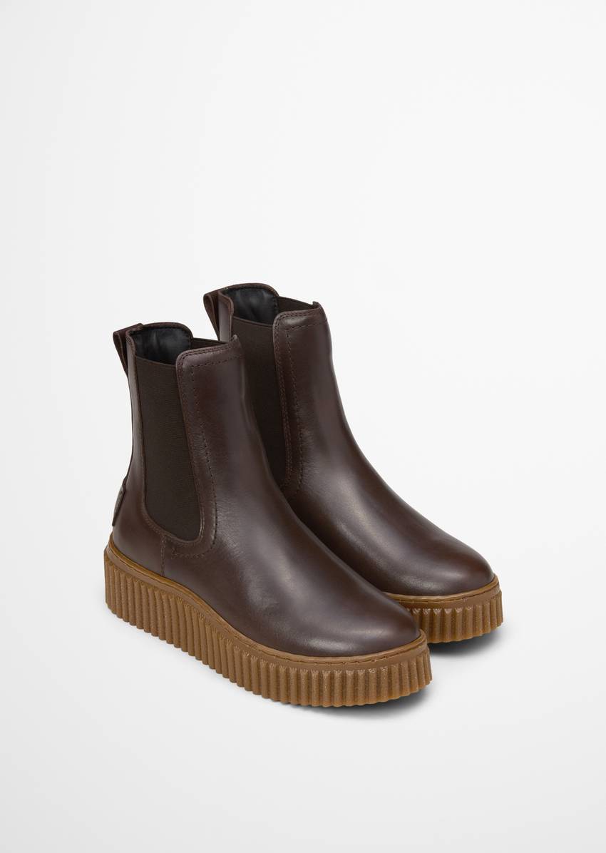 Short shaft boots model Bianca made from fine cowhide