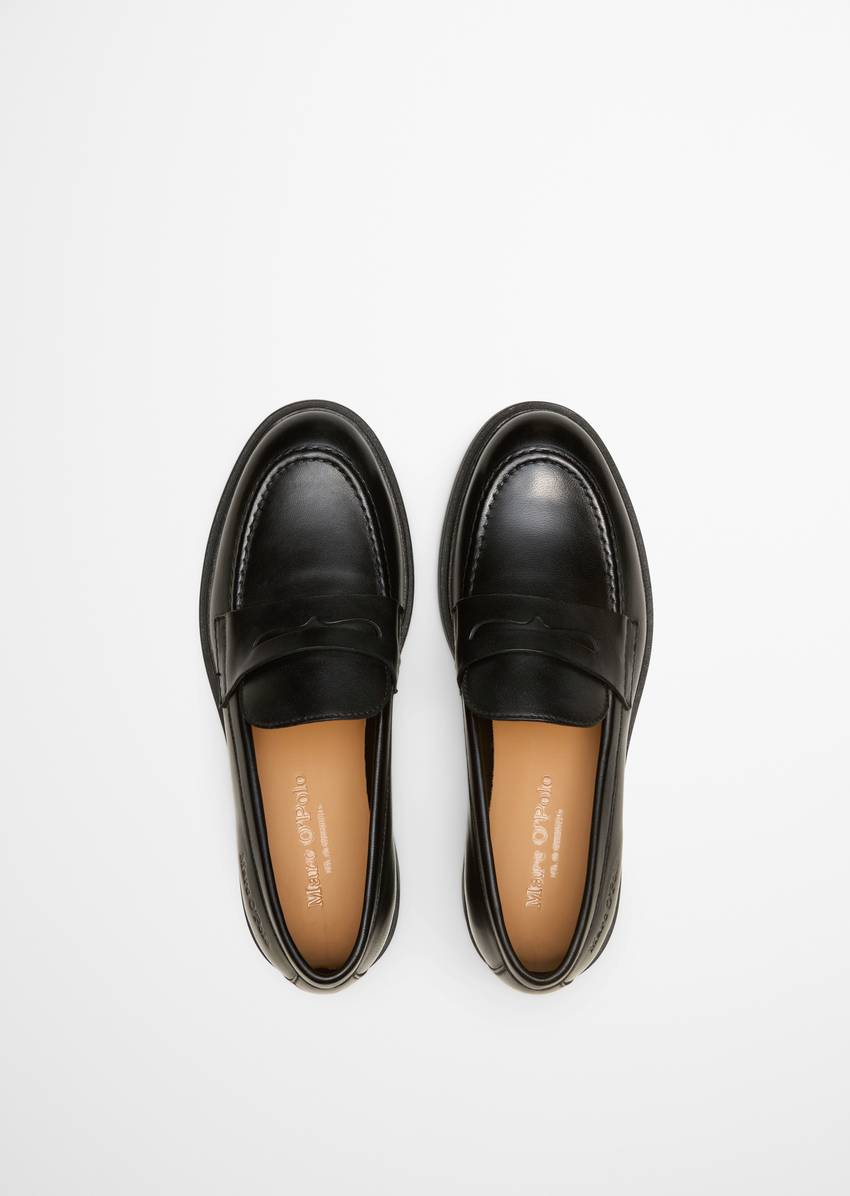 Penny loafer made from fine sheepskin