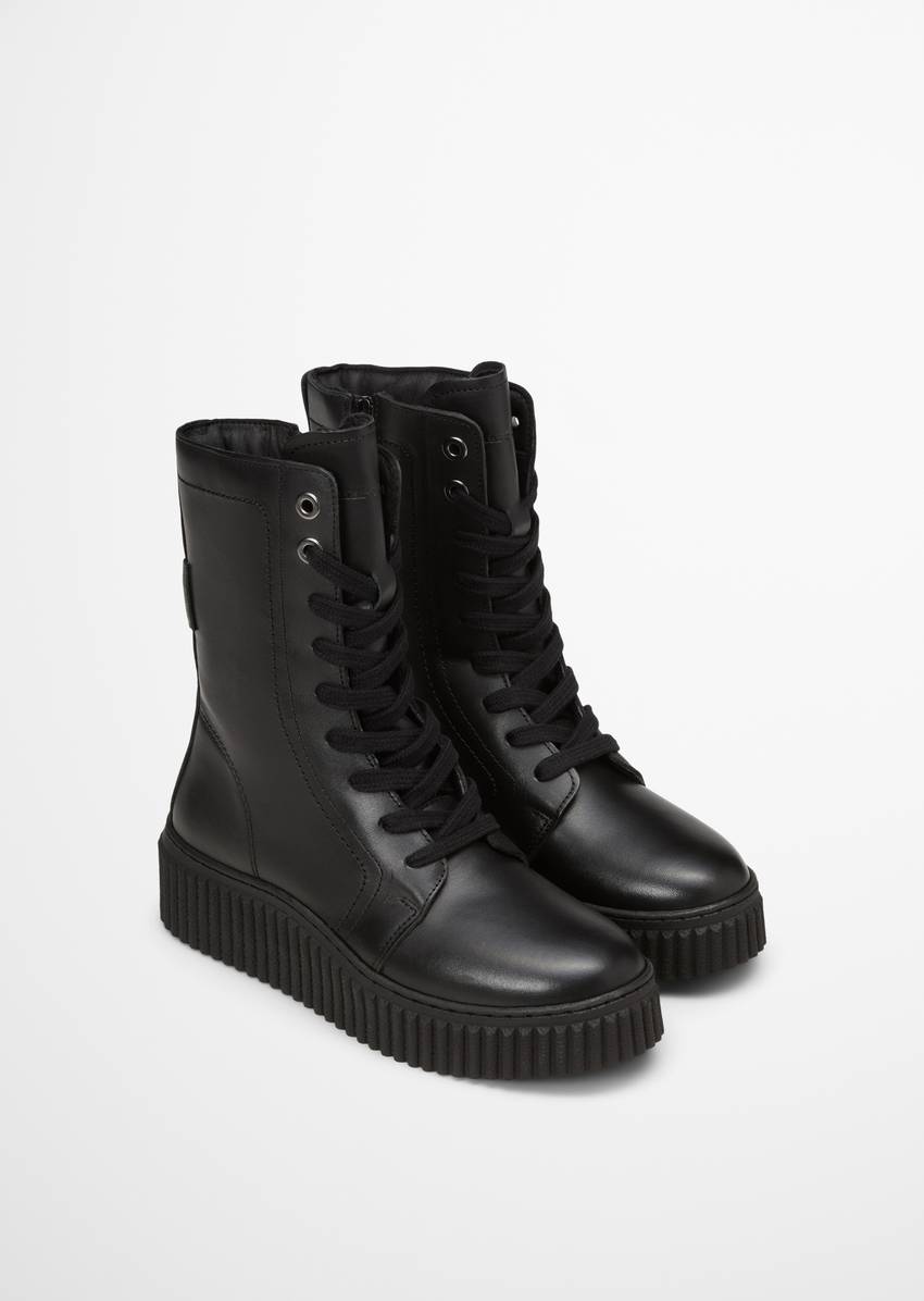 Lace-up boots model Bianca with inside zipper