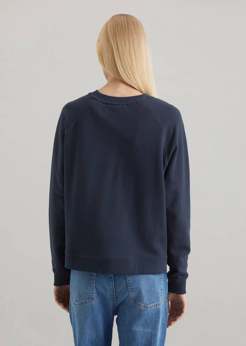 Sweatshirt made from organic cotton