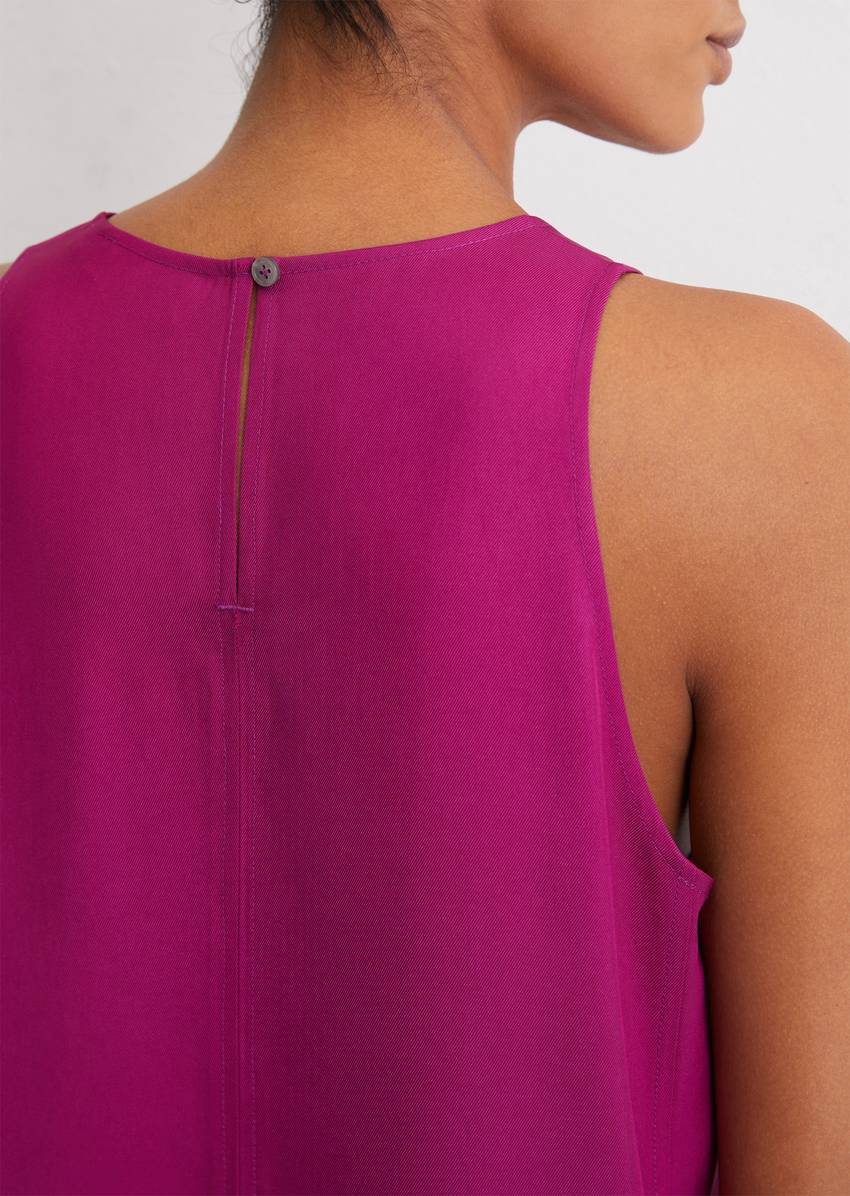 Dress relaxed Made from flowing Naia™ twill