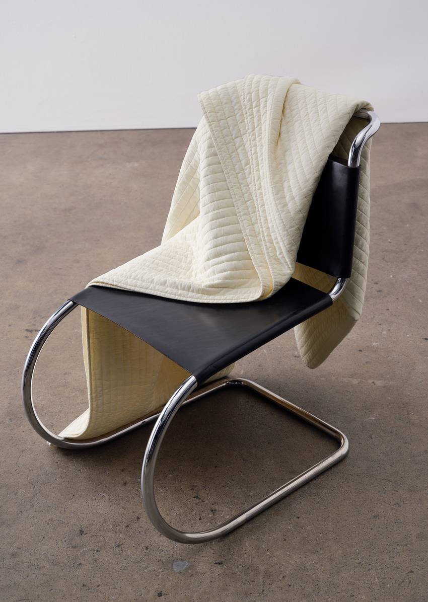 Bedspread model Soletta with recycled filling