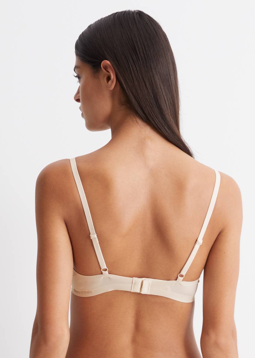 Soft bra with hangers