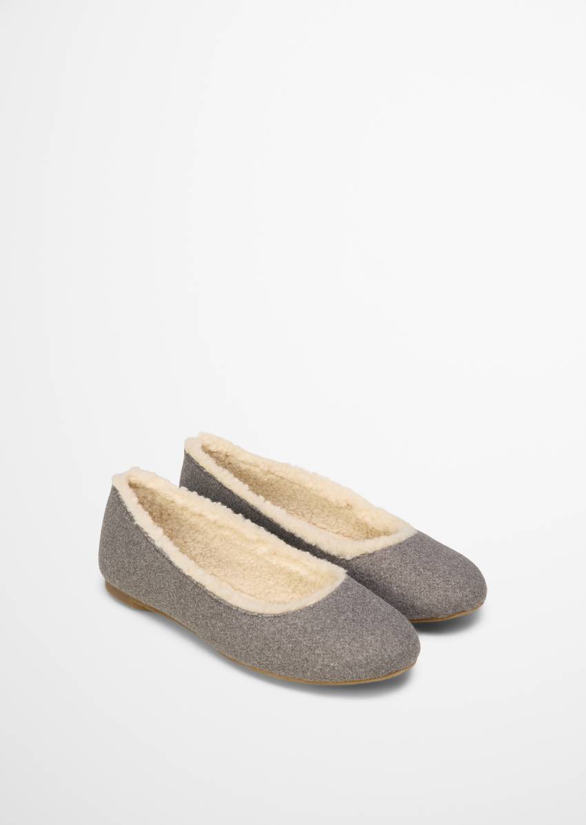 Ballerina slippers with warming teddy lining