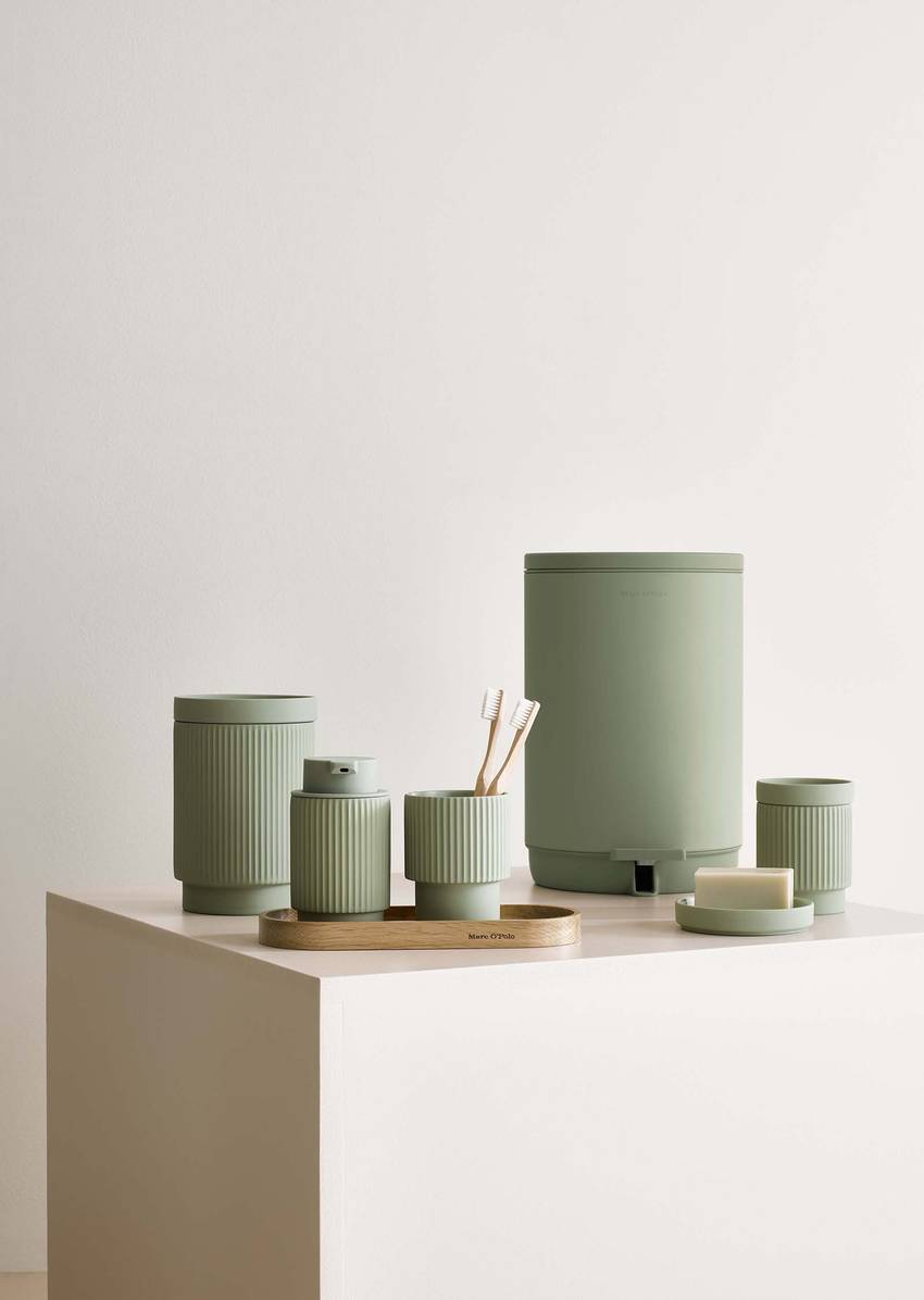 Toothbrush holder model The Wave from durable stoneware