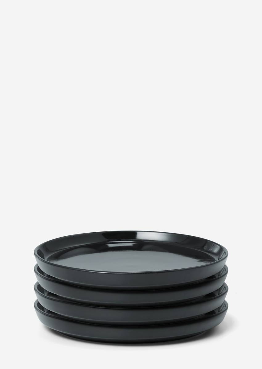 Small plate Model Moments in set of 4