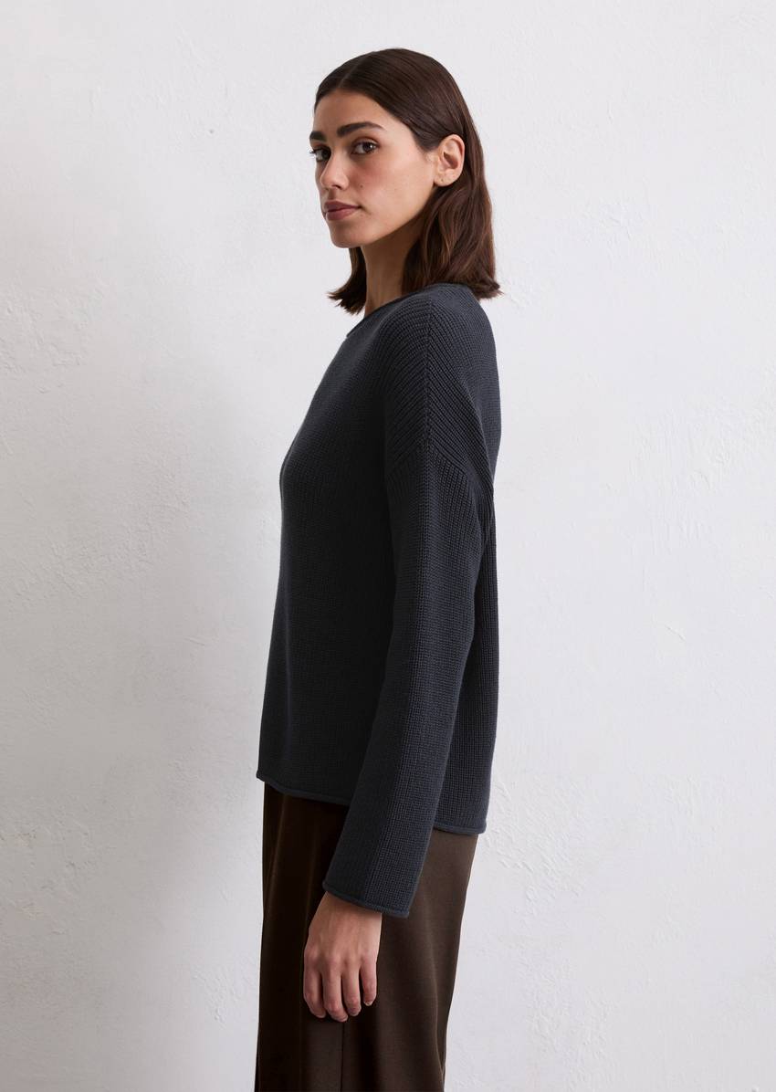 DfC knitted sweater oversize made from heavyweight organic cotton