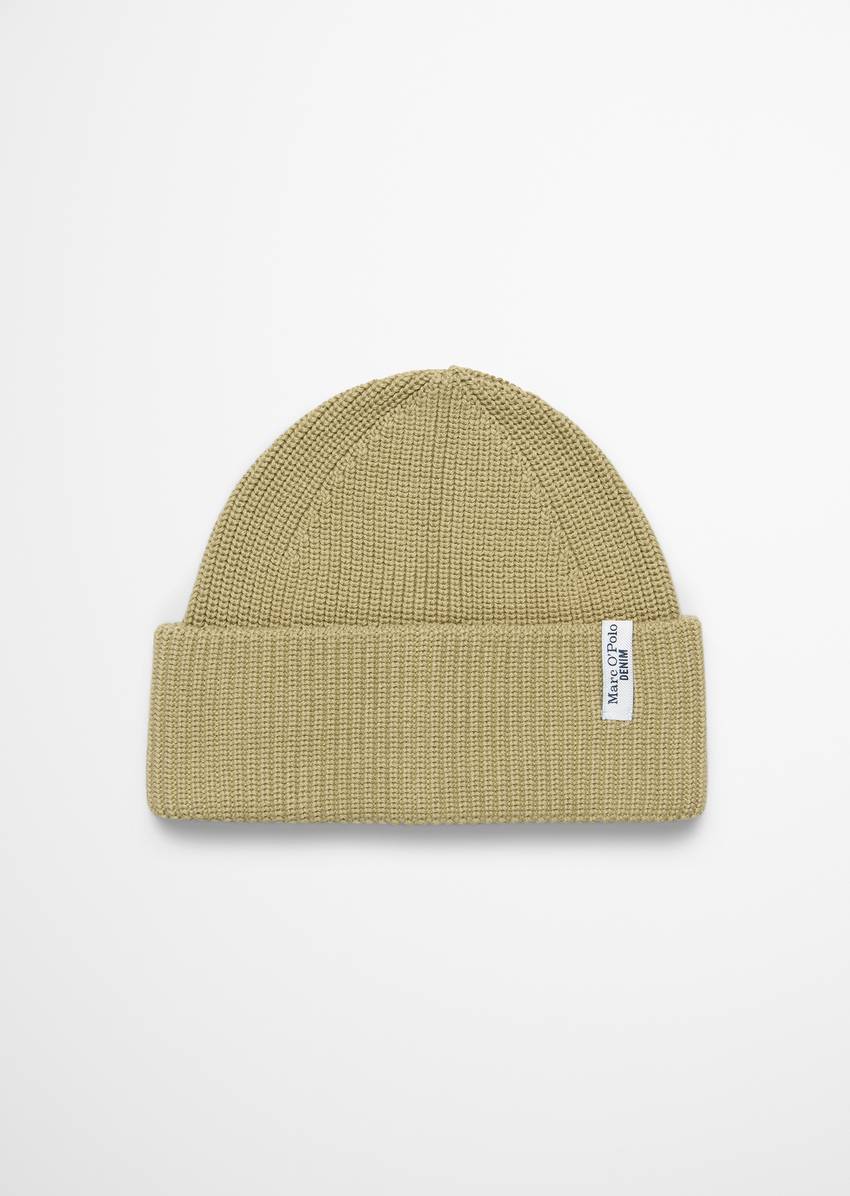 DfC knitted hat made from compact cotton yarn