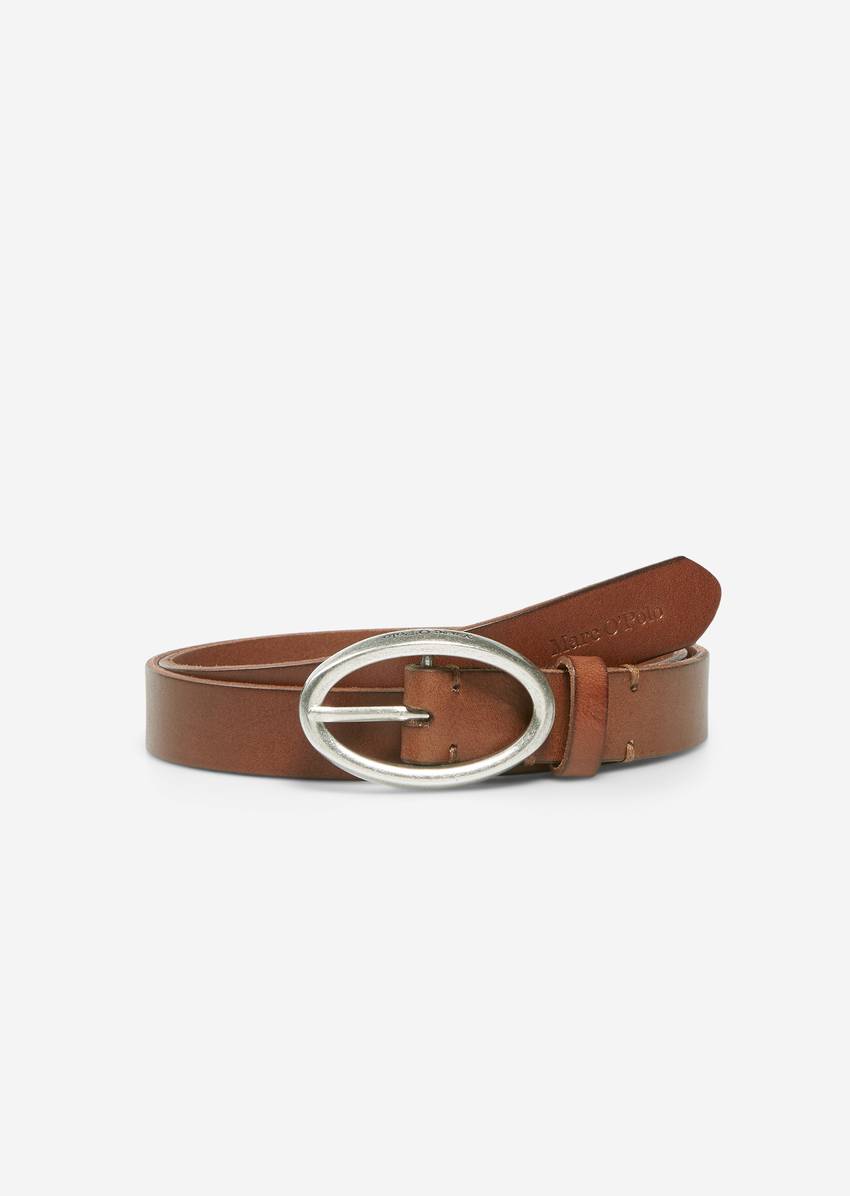 Belt with oval clasp